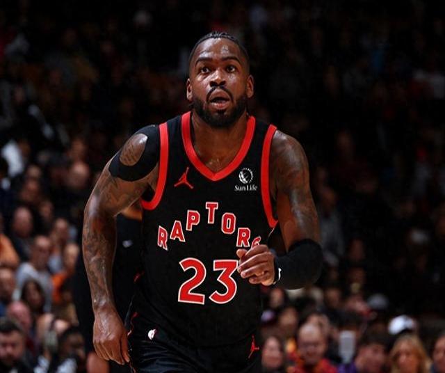 开云体育在线-关于惊心动魄！比赛中的精彩瞬间令球迷尖叫不止的信息