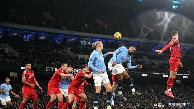 开云体育亚洲官网-曼城轻取优异战绩，半决赛晋级欧冠新闻