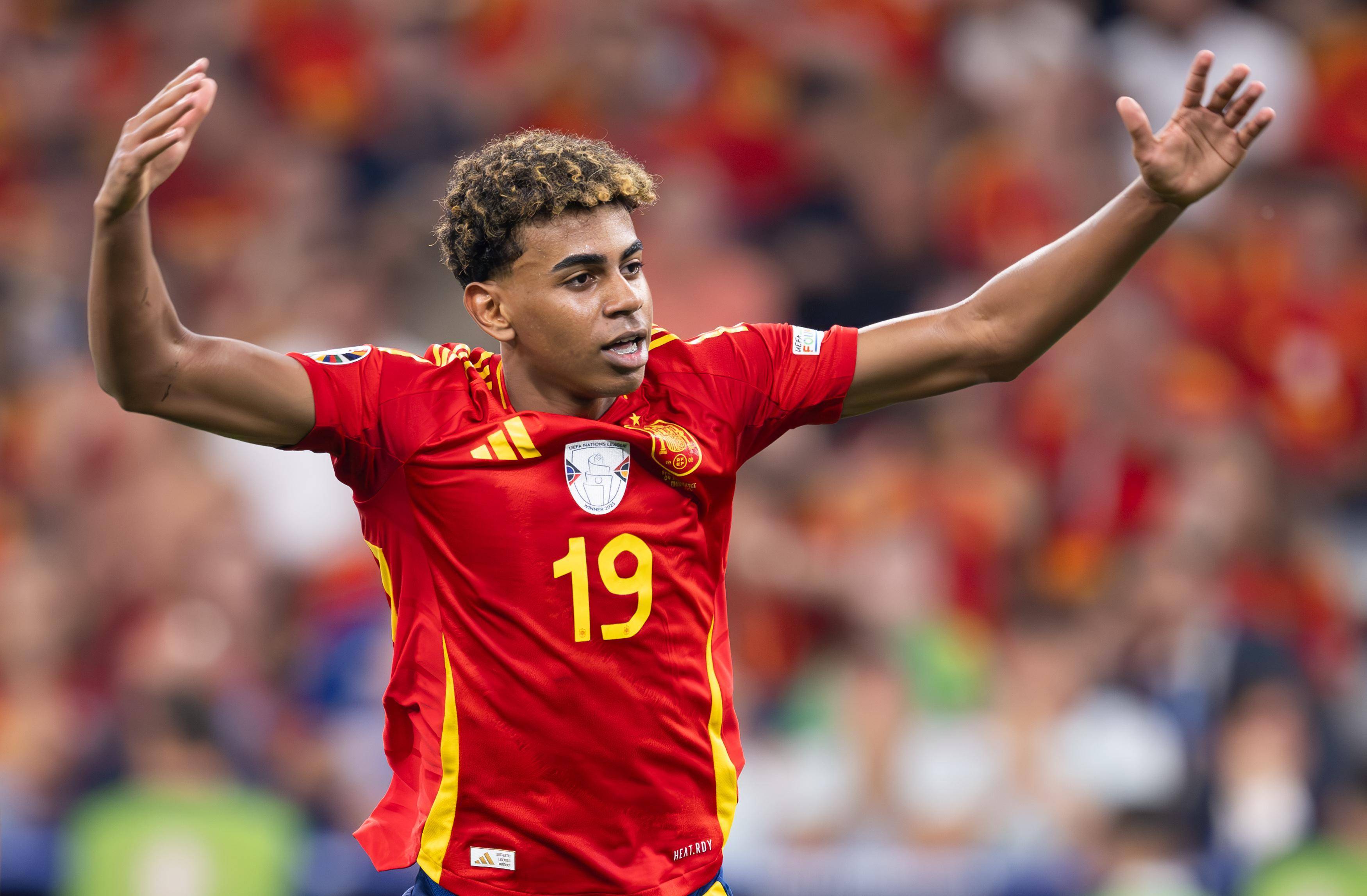 开云体育官网入口-阿尔及利亚足球队踢出出色表现