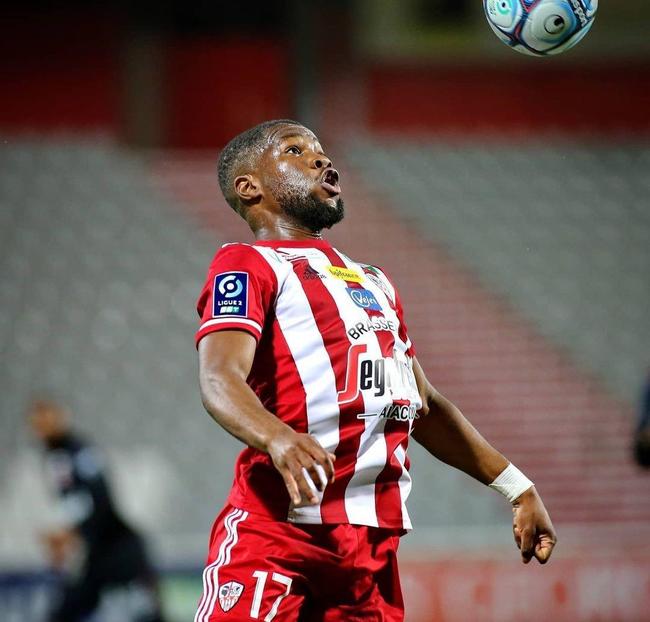 关于瓦朗谢纳在客场取得胜利,表现出色的信息 关于瓦朗谢纳在客场取得胜利,表现出色的信息