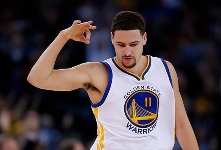 开云体育网页版-独行侠球员在比赛中关键时刻挺身而出的简单介绍