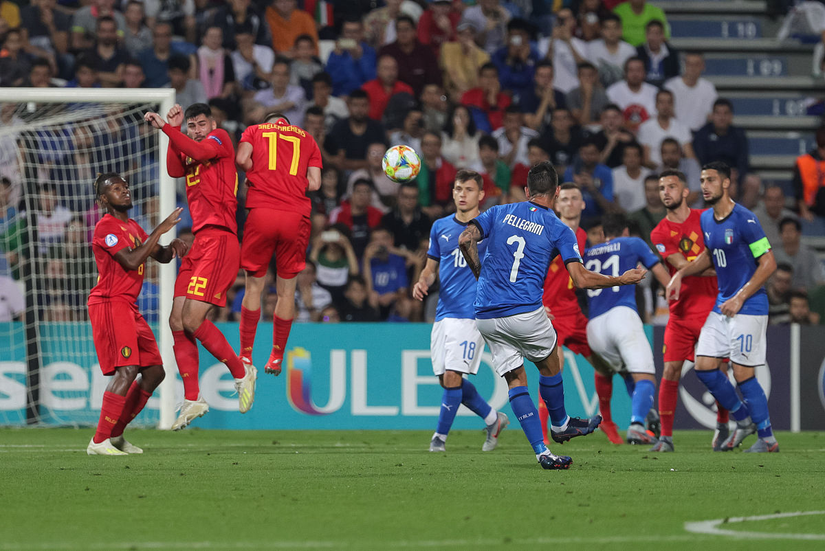 开云体育入口-包含AC米兰逆转帕尔马，取得关键胜利的词条