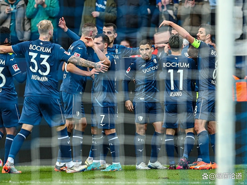 开云体育官网入口-关于沙尔克遭遇连败，保级形势举步维艰的信息