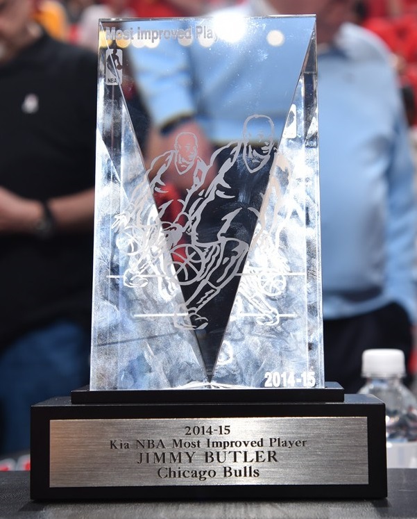 高光表现,球员荣膺最佳表现引发热议的简单介绍 高光表现,球员荣膺最佳表现引发热议的简单介绍